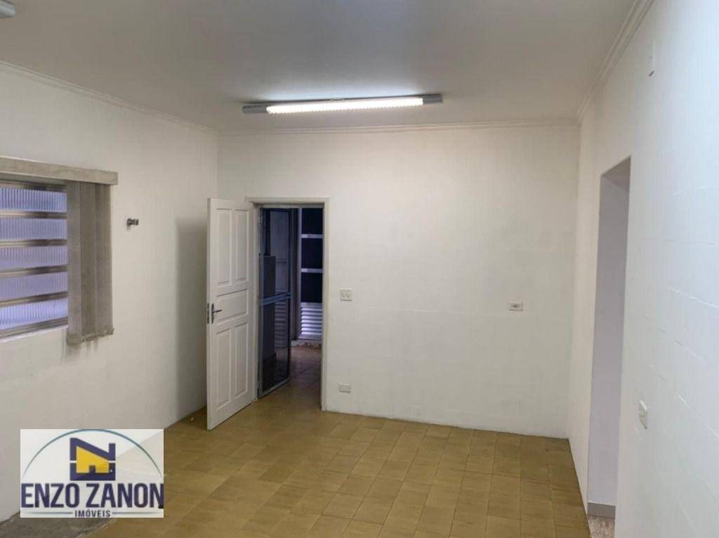 Casa para alugar com 3 quartos, 185m² - Foto 11