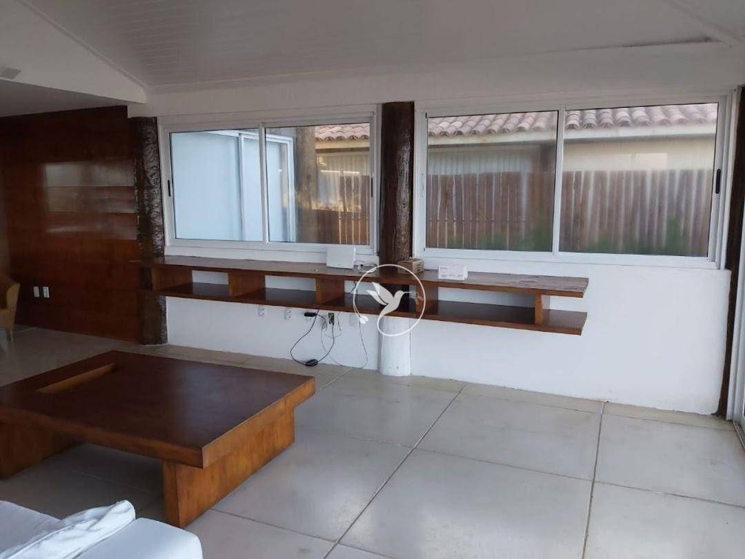 Casa de Condomínio à venda com 4 quartos, 200m² - Foto 9