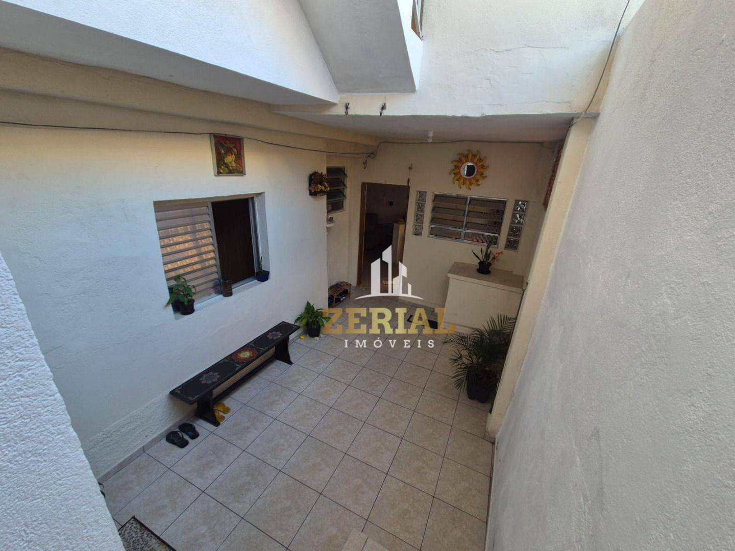 Casa à venda com 8 quartos, 350m² - Foto 13