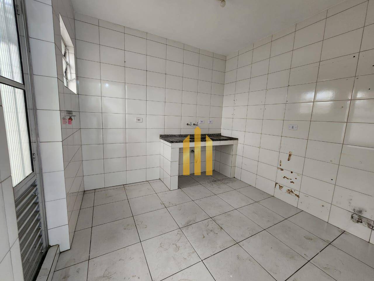 Sobrado para alugar com 2 quartos, 64m² - Foto 7