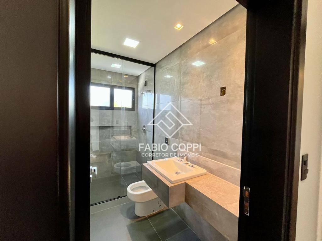 Casa de Condomínio à venda com 3 quartos, 250m² - Foto 17