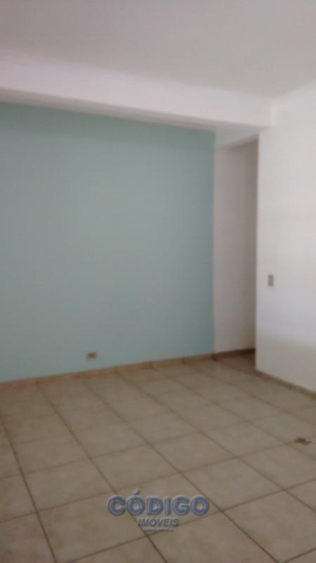 Casa para alugar com 1 quarto, 70m² - Foto 7