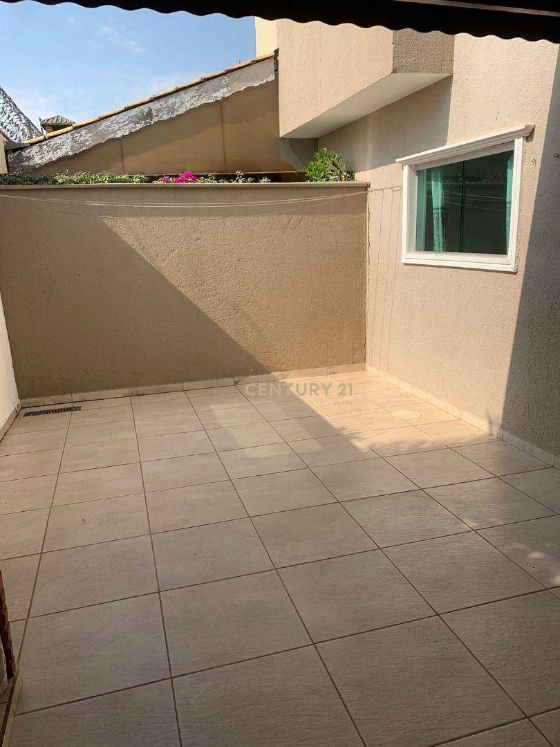 Casa à venda com 3 quartos, 150m² - Foto 11