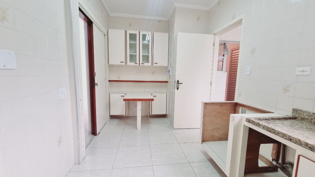 Apartamento à venda com 2 quartos, 90m² - Foto 17