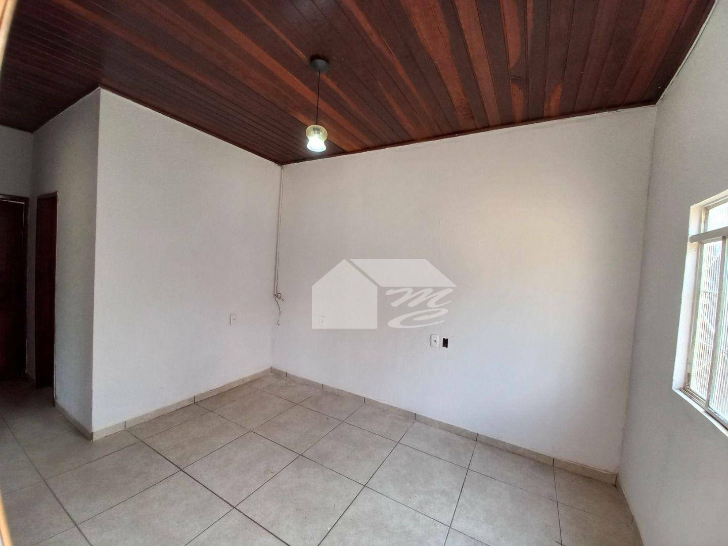 Casa para alugar com 2 quartos, 60m² - Foto 5