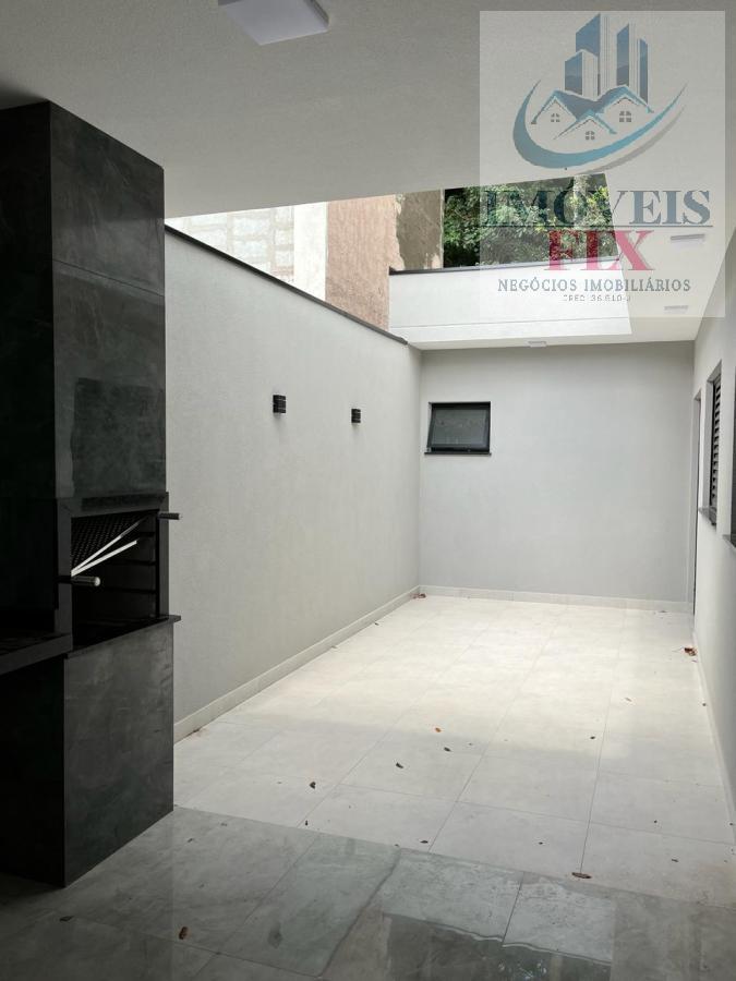 Casa à venda com 3 quartos, 94m² - Foto 13