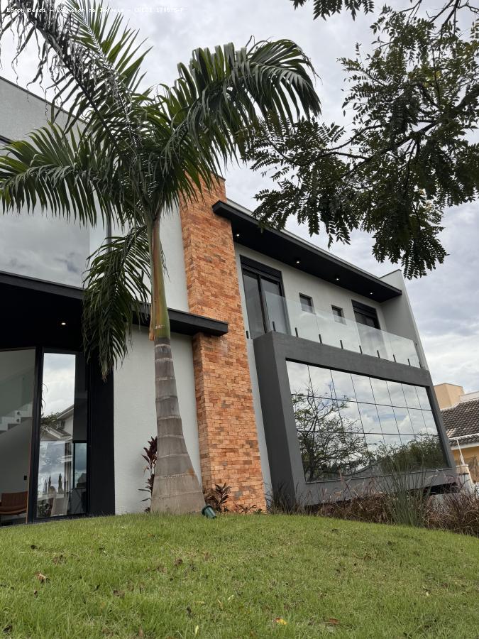 Casa de Condomínio à venda com 4 quartos, 447m² - Foto 42