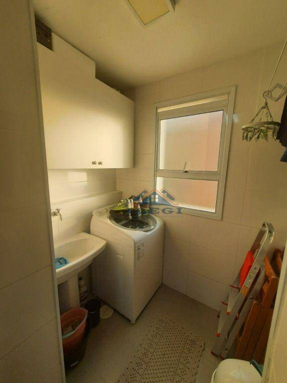 Apartamento para alugar com 2 quartos, 74m² - Foto 27