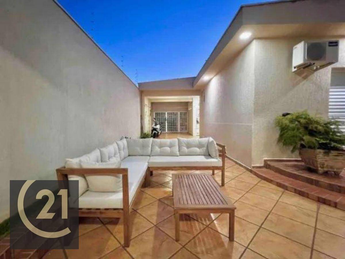 Casa à venda com 4 quartos, 220m² - Foto 4