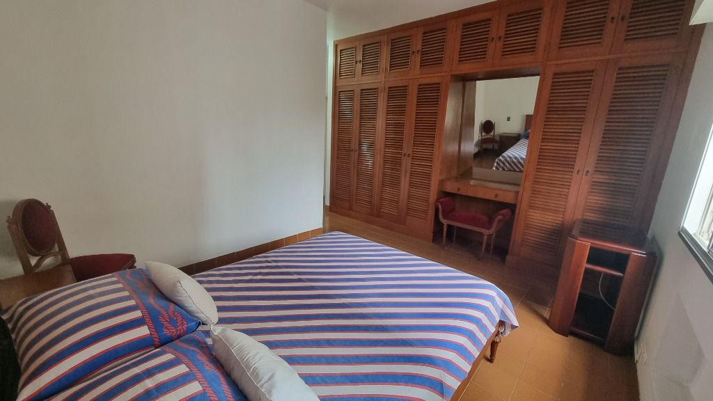 Apartamento à venda com 3 quartos, 176m² - Foto 11