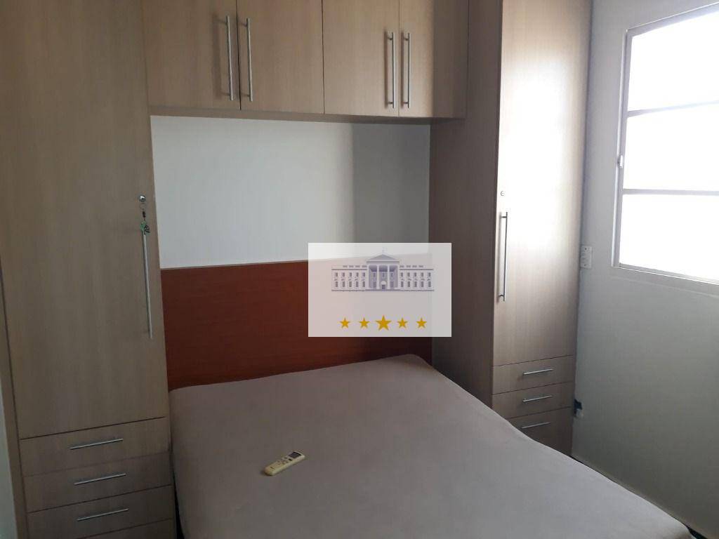 Apartamento à venda com 3 quartos, 74m² - Foto 2