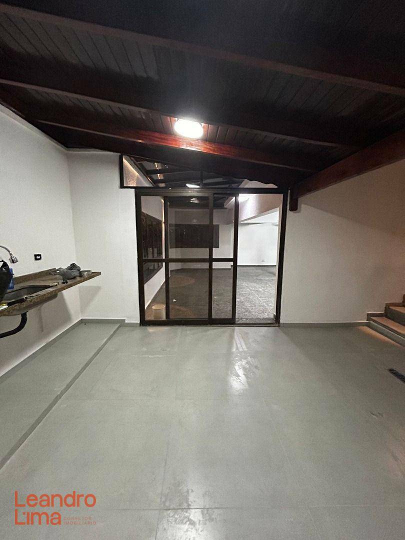 Apartamento à venda com 3 quartos, 287m² - Foto 10