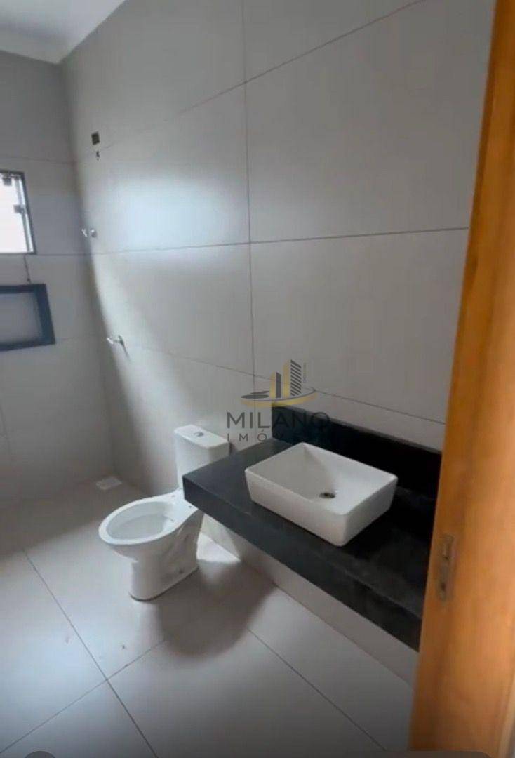 Casa à venda com 2 quartos, 52m² - Foto 14