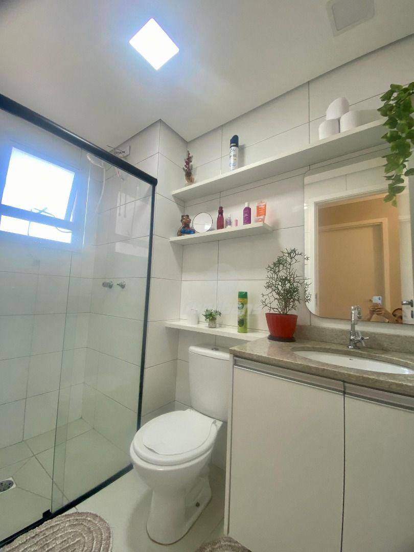 Apartamento à venda com 2 quartos, 72m² - Foto 12