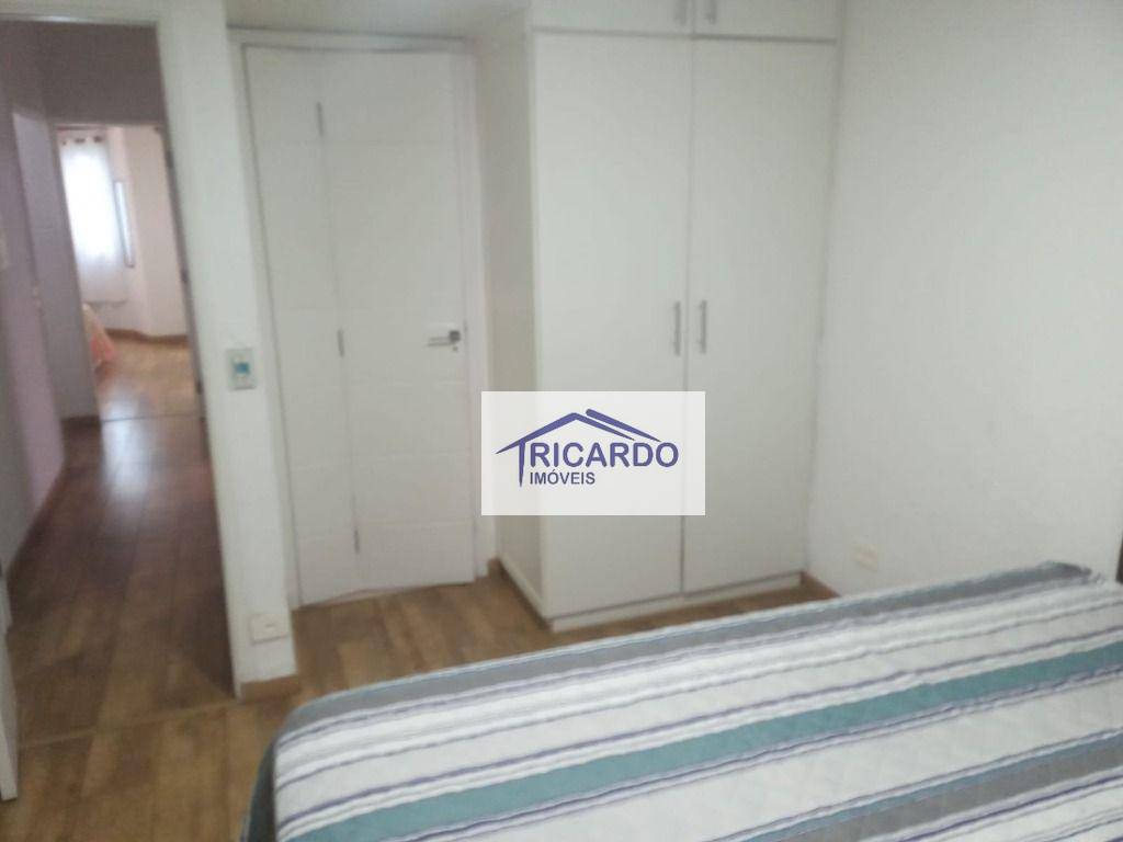 Casa à venda com 3 quartos, 230M2 - Foto 17