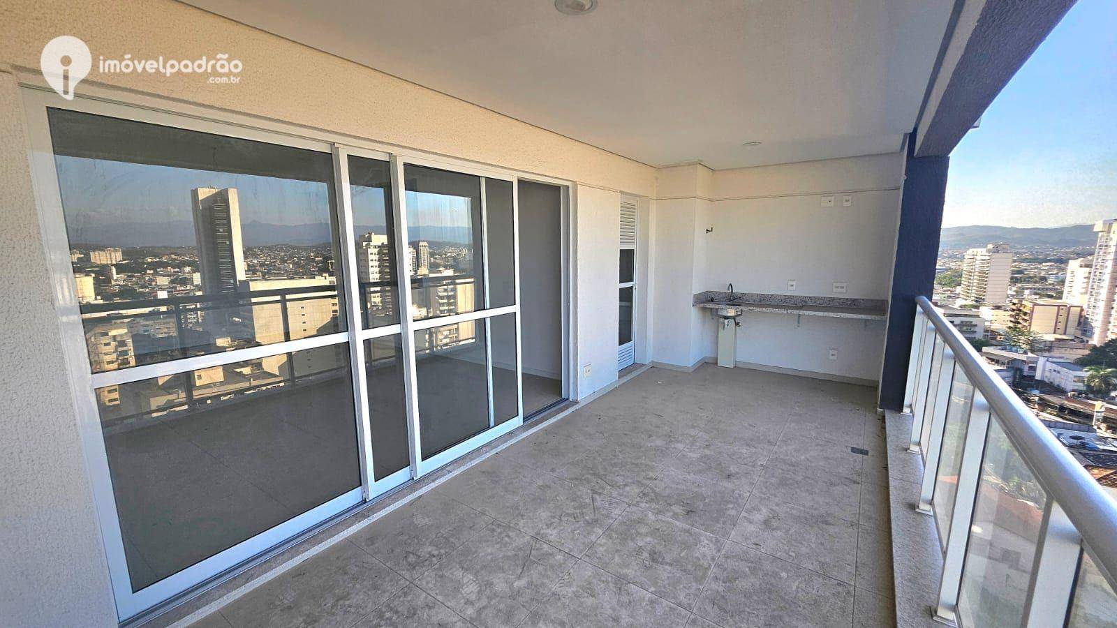 Apartamento à venda com 3 quartos, 125m² - Foto 3