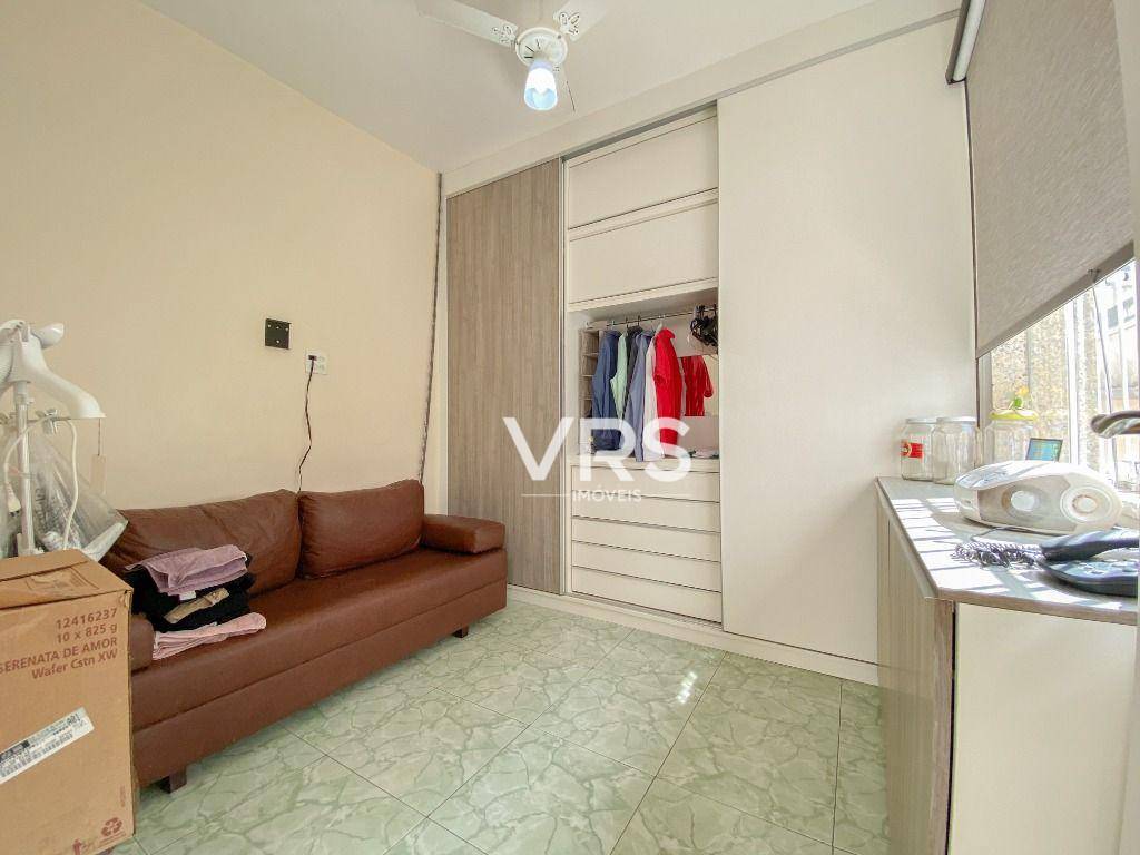 Apartamento à venda com 4 quartos, 221m² - Foto 35