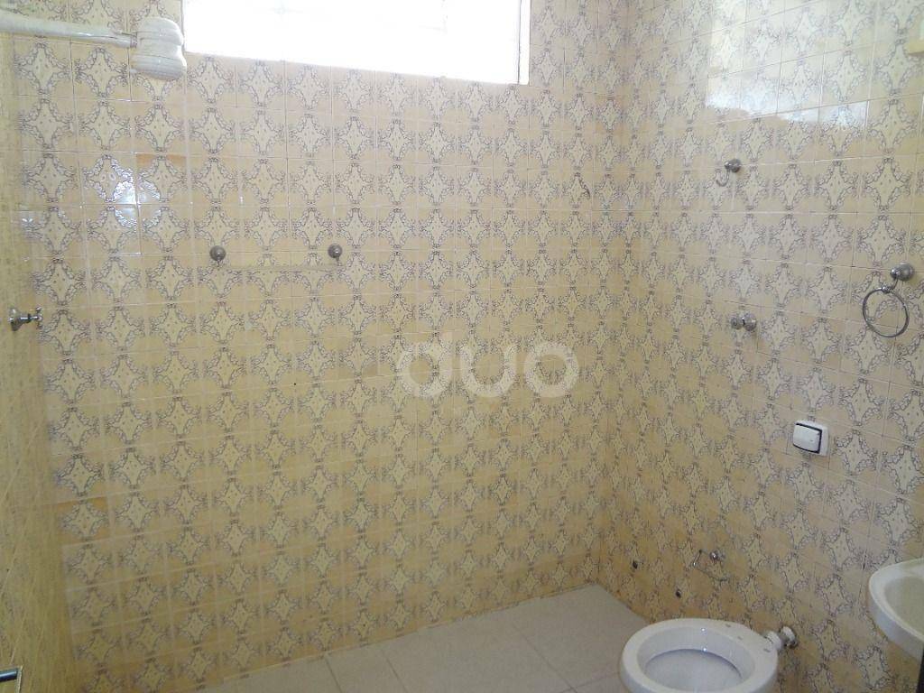 Casa para alugar com 3 quartos, 130m² - Foto 32