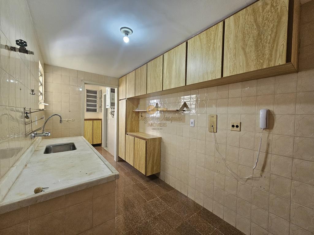 Apartamento à venda com 2 quartos, 70m² - Foto 15