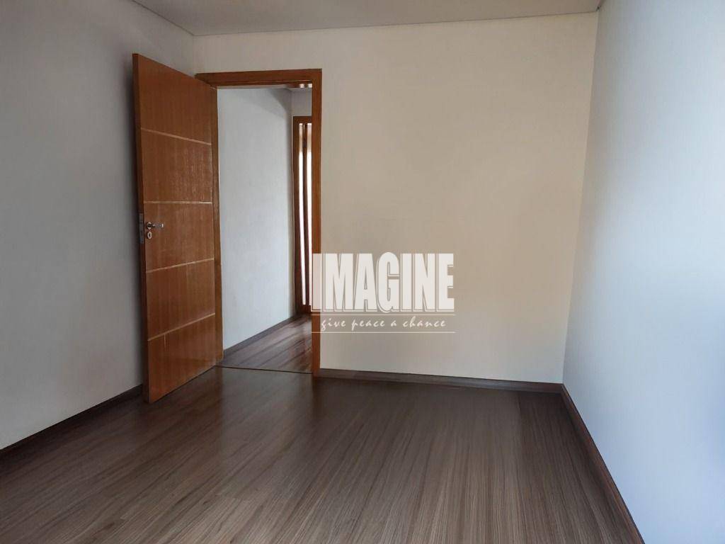 Sobrado à venda com 2 quartos, 140m² - Foto 9