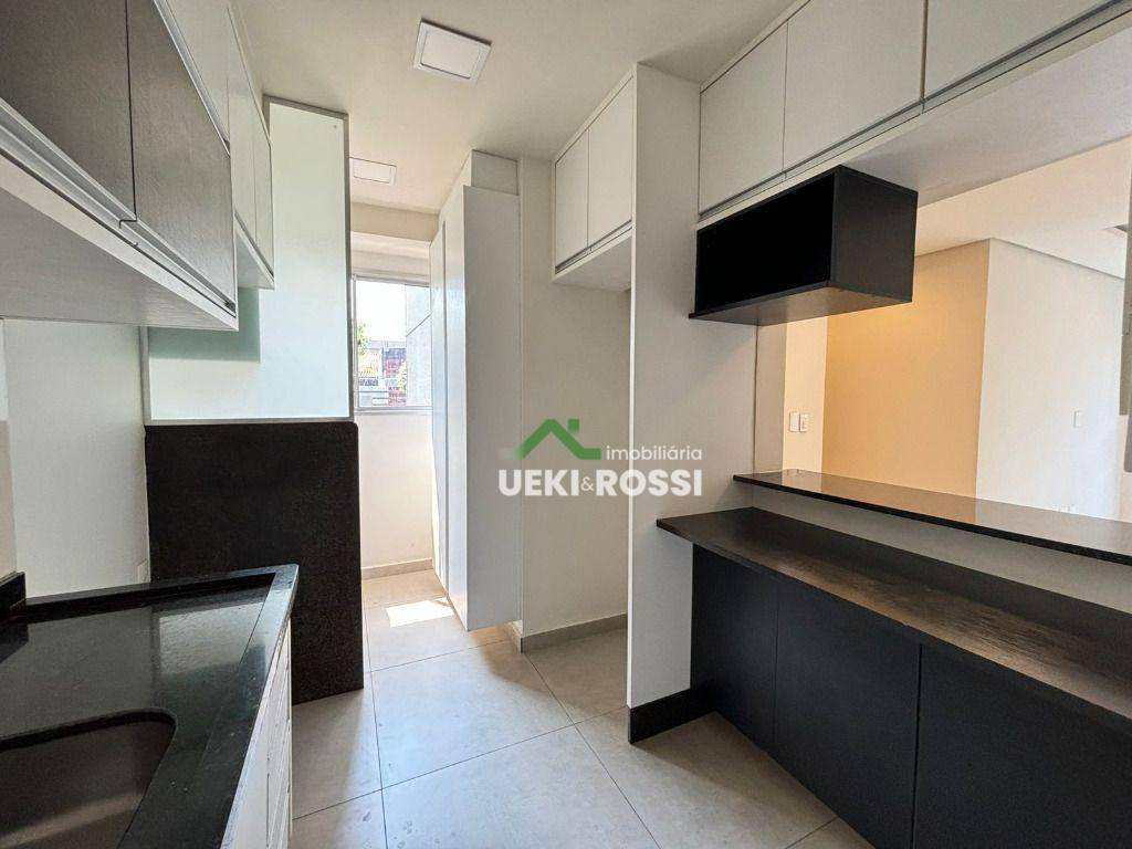 Apartamento à venda com 3 quartos, 64m² - Foto 2