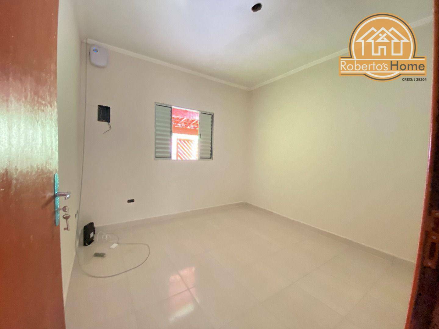 Casa à venda com 2 quartos, 70m² - Foto 9