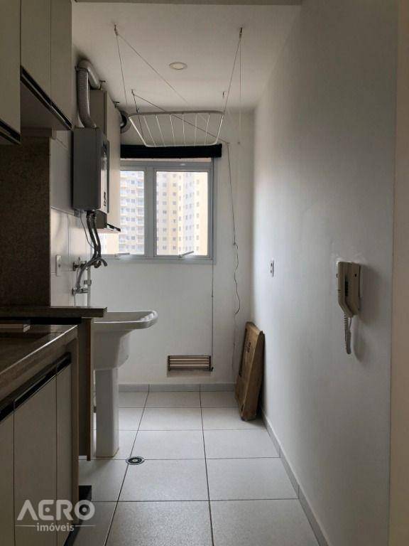 Apartamento à venda com 2 quartos, 62m² - Foto 8