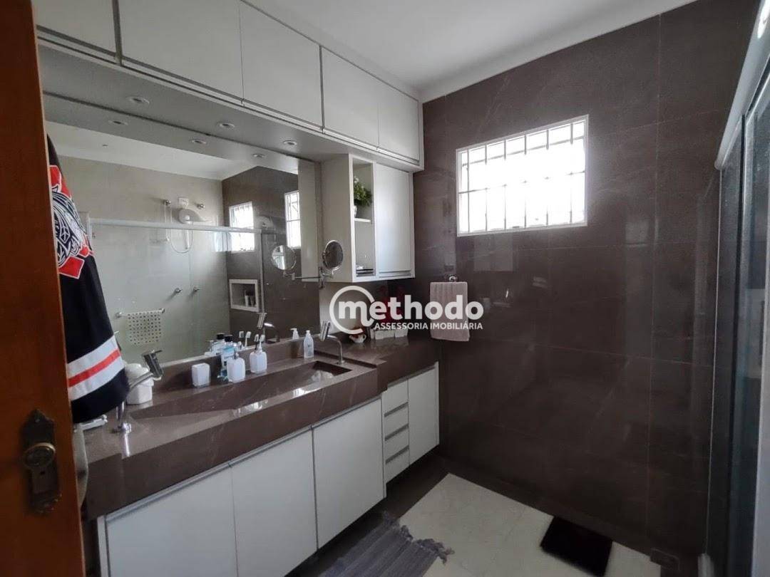 Casa de Condomínio à venda com 3 quartos, 588m² - Foto 17