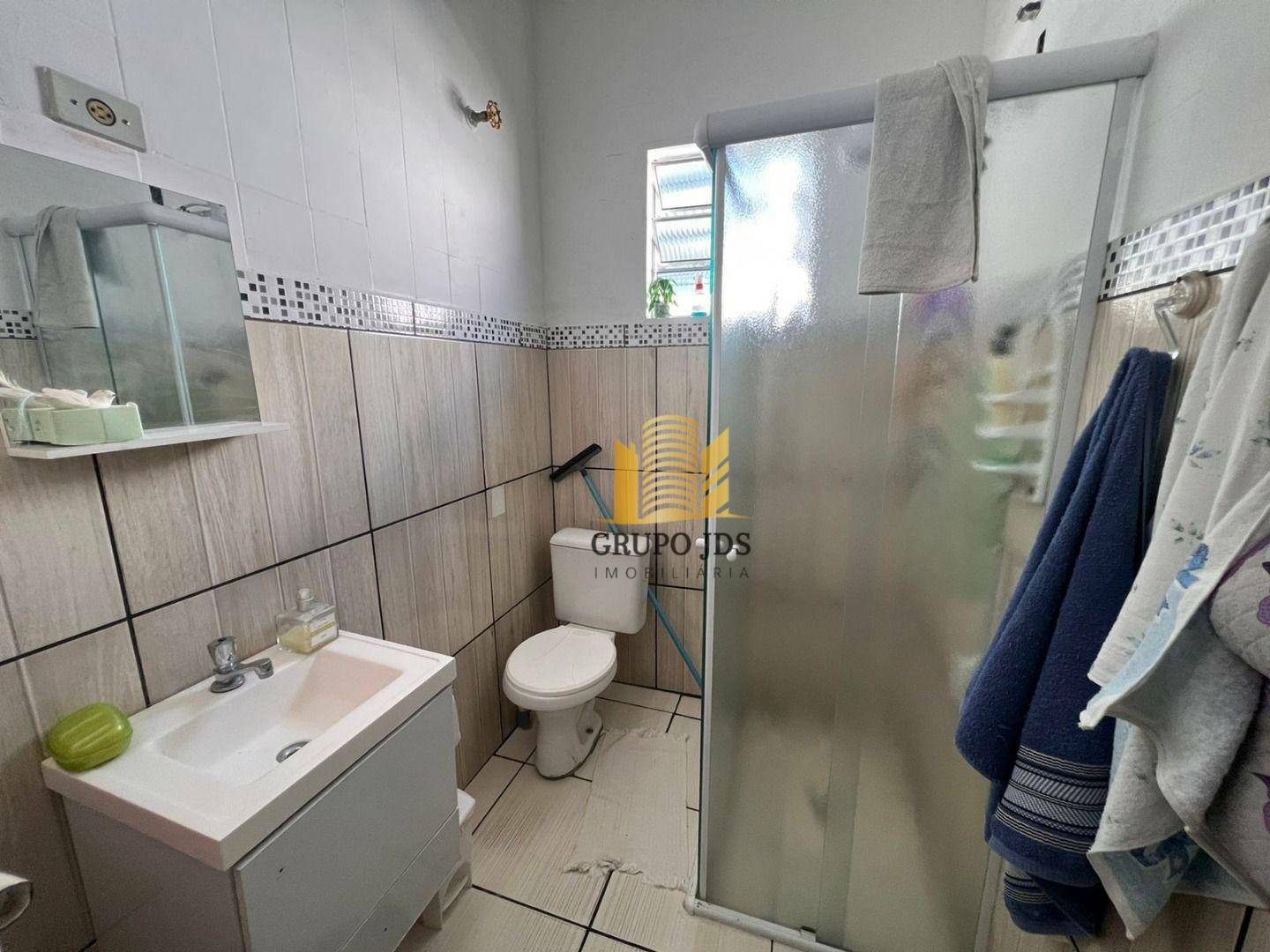 Casa à venda com 2 quartos, 120m² - Foto 7