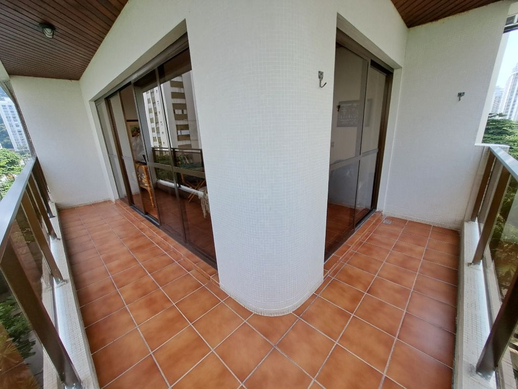 Apartamento à venda com 3 quartos, 109m² - Foto 6