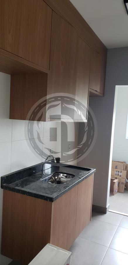 Apartamento à venda com 3 quartos, 82m² - Foto 4