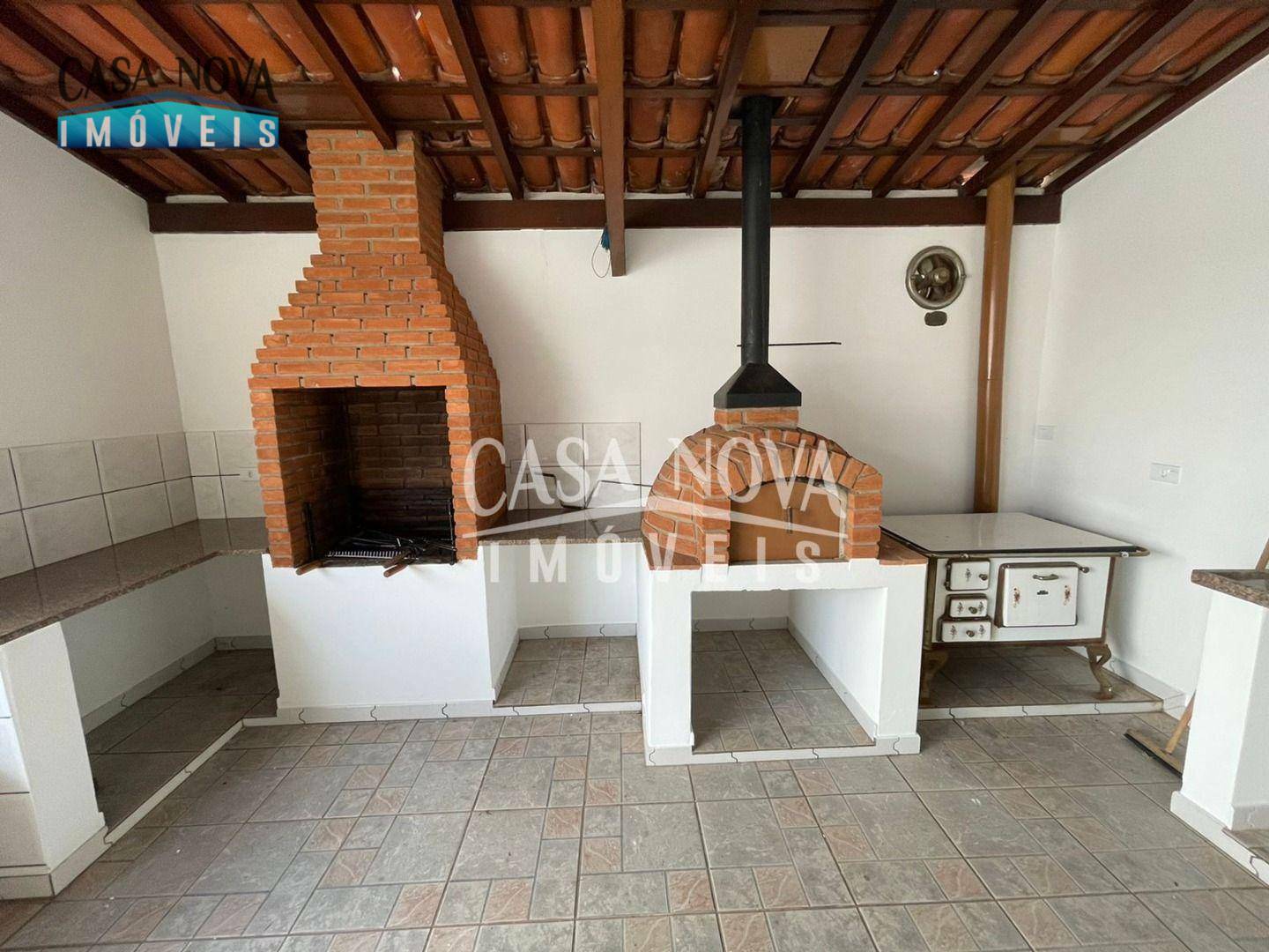 Casa de Condomínio para alugar com 3 quartos, 300m² - Foto 39