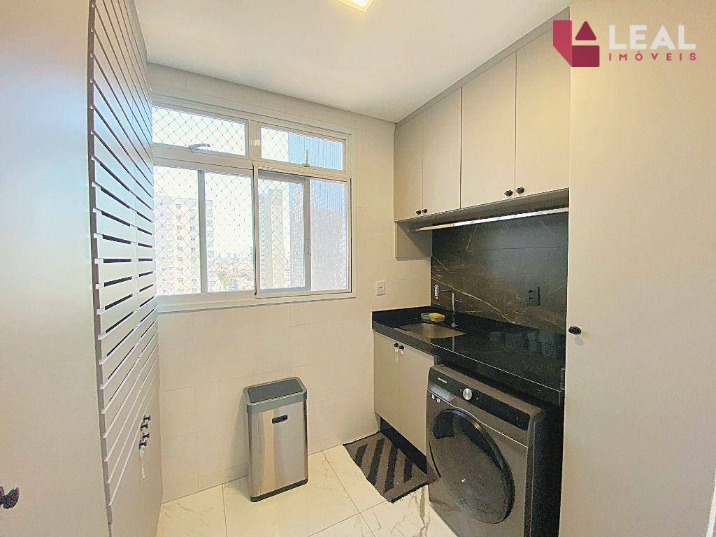 Apartamento à venda com 3 quartos, 134m² - Foto 13