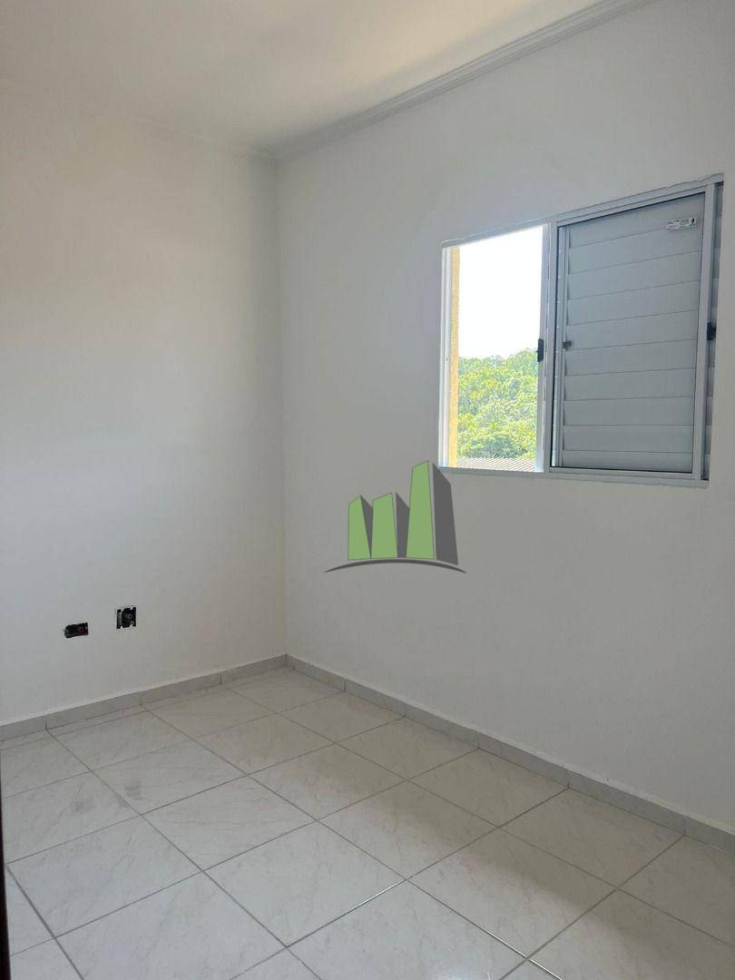 Casa à venda com 2 quartos, 52m² - Foto 6