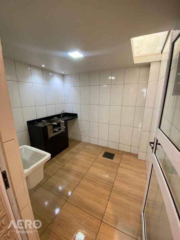 Apartamento para alugar com 2 quartos, 54m² - Foto 5