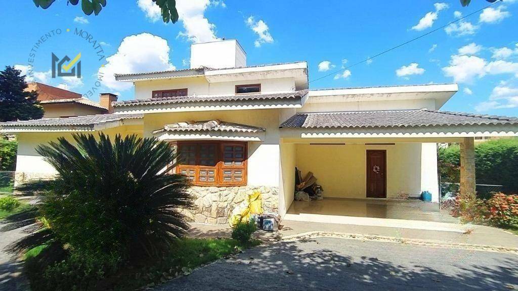 Casa de Condomínio à venda e aluguel com 4 quartos, 204m² - Foto 1