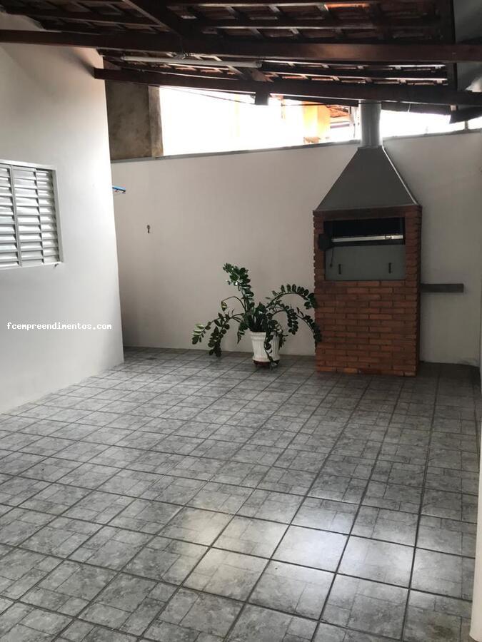 Casa à venda com 3 quartos, 180m² - Foto 5