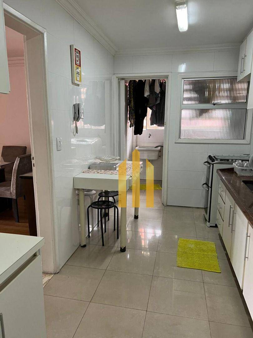 Apartamento à venda com 3 quartos, 98m² - Foto 8