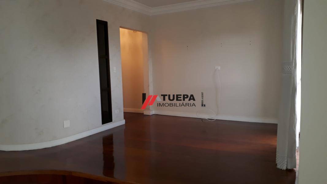 Apartamento à venda com 3 quartos, 187m² - Foto 3