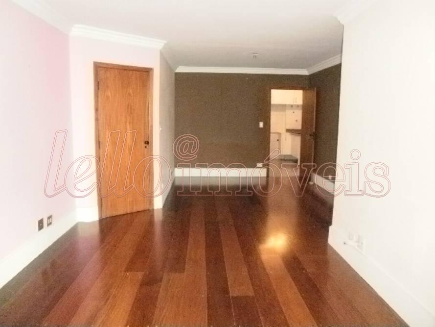 Apartamento para alugar com 3 quartos, 140m² - Foto 2