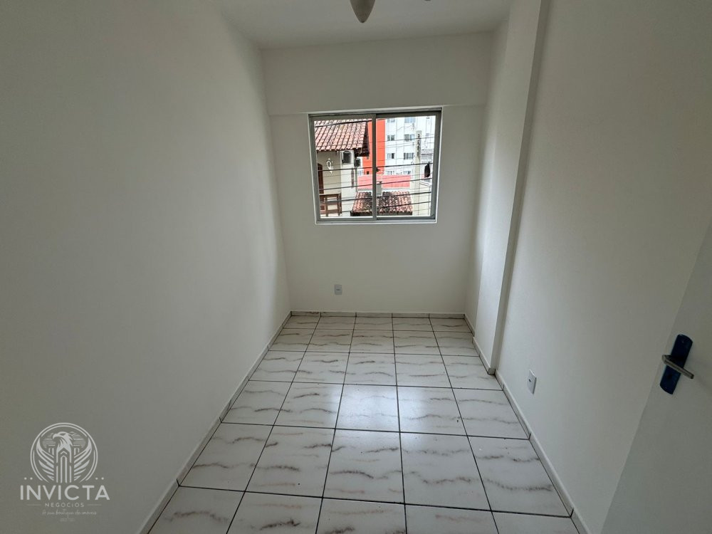 Apartamento à venda com 2 quartos, 69m² - Foto 5