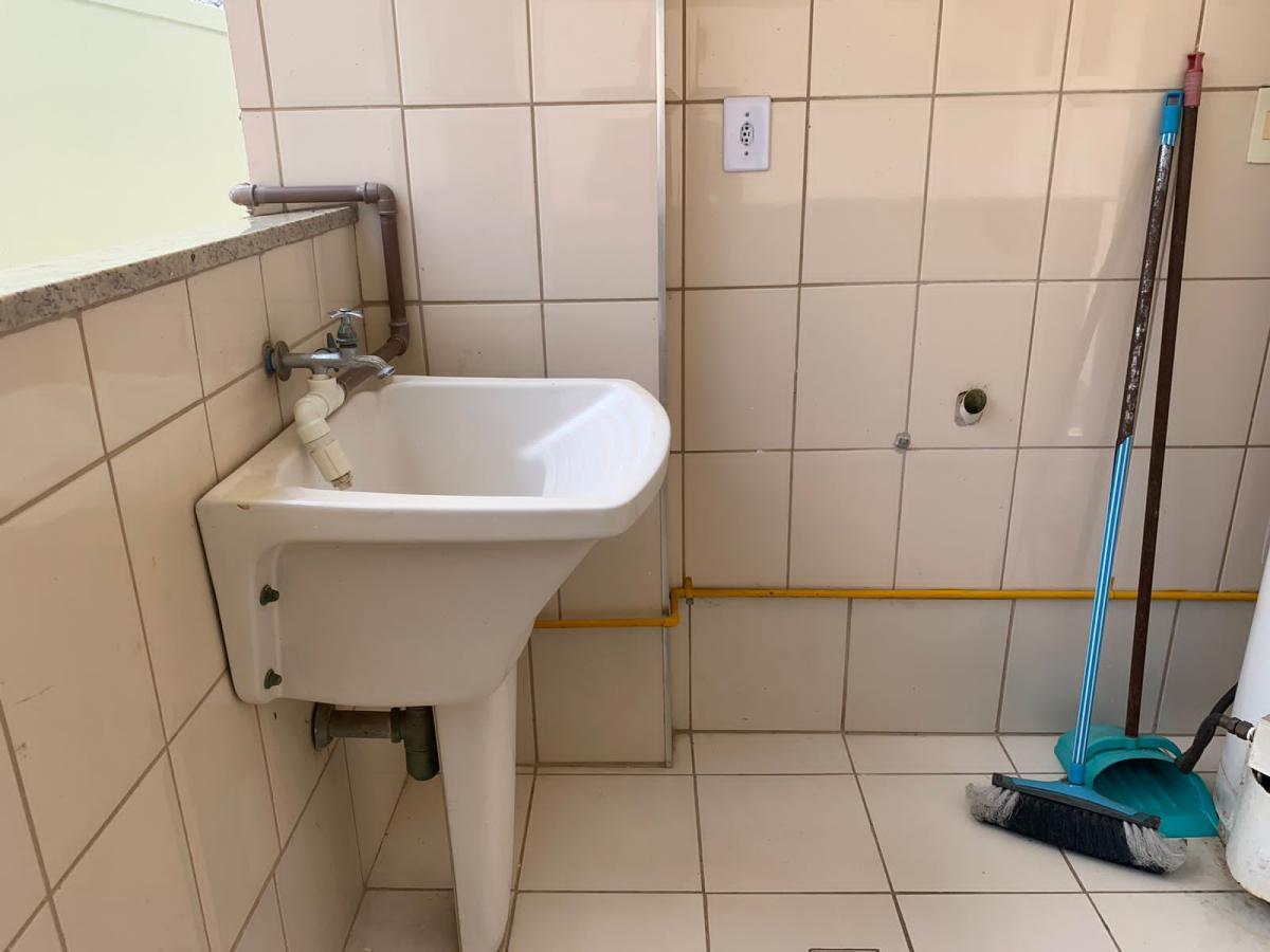 Casa de Condomínio à venda com 4 quartos, 400m² - Foto 17