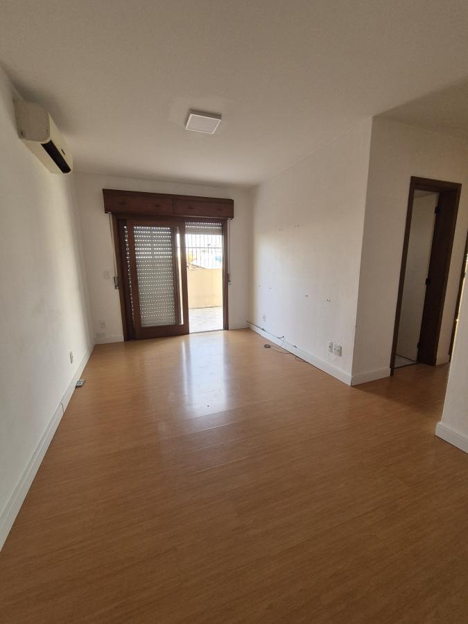 Apartamento à venda com 2 quartos, 140m² - Foto 2