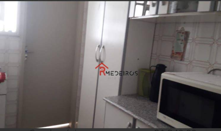 Apartamento à venda com 1 quarto, 50m² - Foto 6