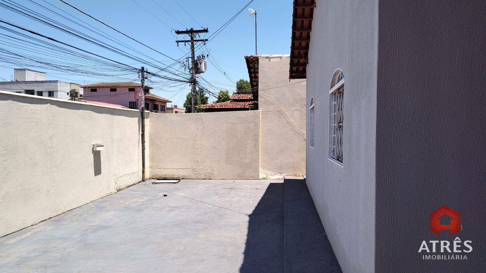 Casa à venda com 3 quartos, 169m² - Foto 5