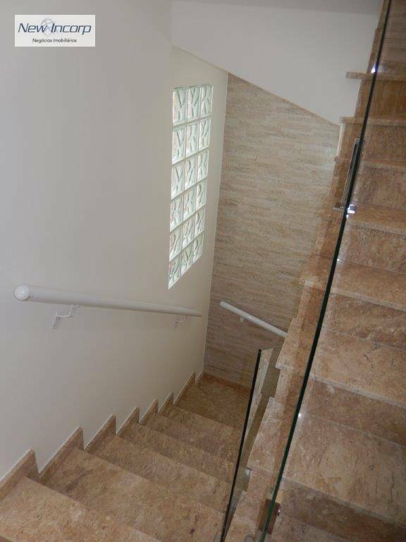 Sobrado à venda com 3 quartos, 200m² - Foto 28