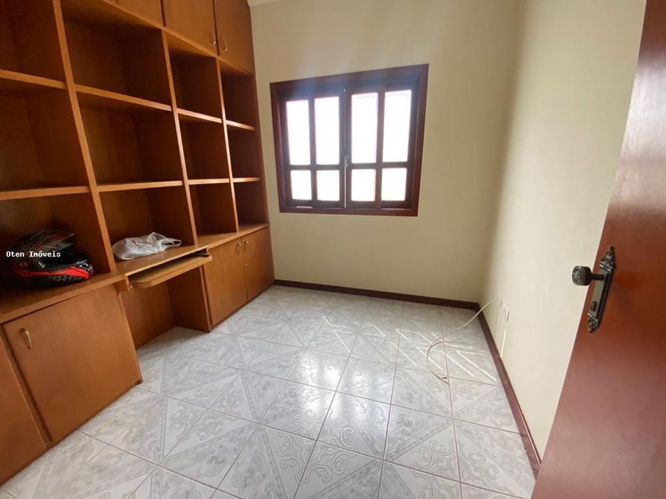 Casa de Condomínio à venda com 4 quartos, 600m² - Foto 15