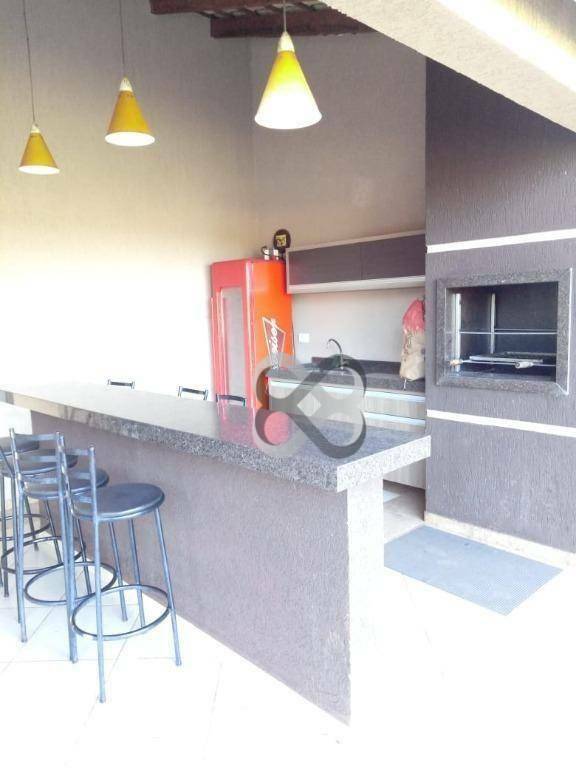 Casa de Condomínio para alugar com 3 quartos, 350m² - Foto 12