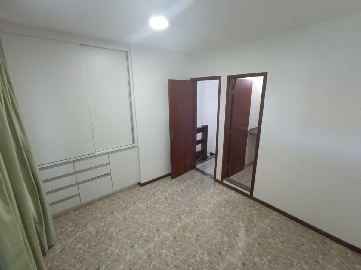 Casa à venda com 2 quartos, 78m² - Foto 19