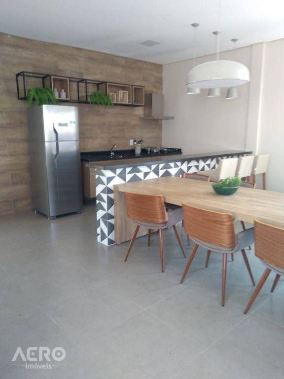 Apartamento à venda com 2 quartos, 48m² - Foto 3